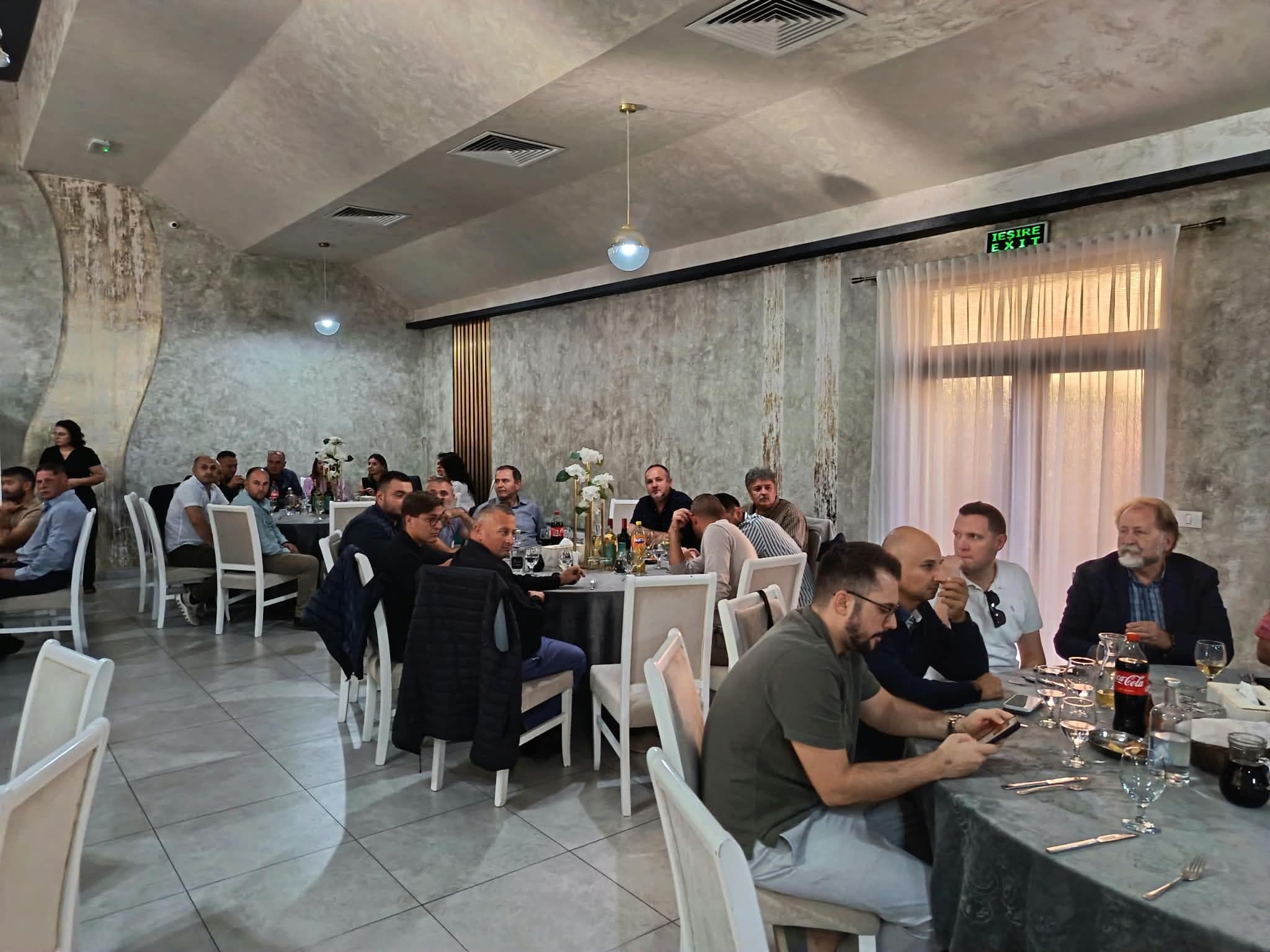 Nu doar politică! Aici se vorbește despre cine construiește Aradul — fotografia 9 din 19