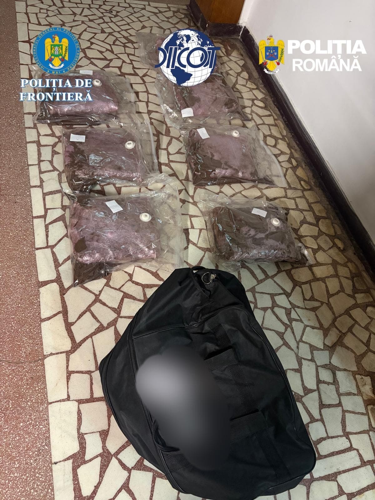 „Start-up” de la Nădlac: A venit din Spania cu 7 kg de canabis și s-a ales cu cazare de 30 de zile la Arad — fotografia 4 din 5
