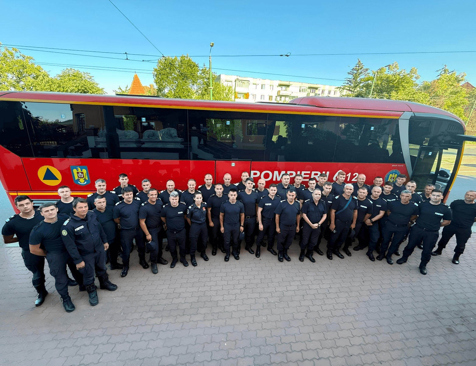 Un nou contingent de pompieri români pleacă în Franța pentru continuarea misiunii de combatere a incendiilor de pădure
