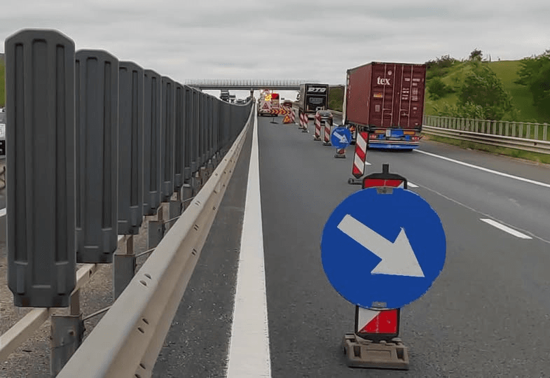 Autostradă cu porția: Reparăm garanția în plin sezon! Restricții și cozi pe A1, între Traian Vuia și Margina