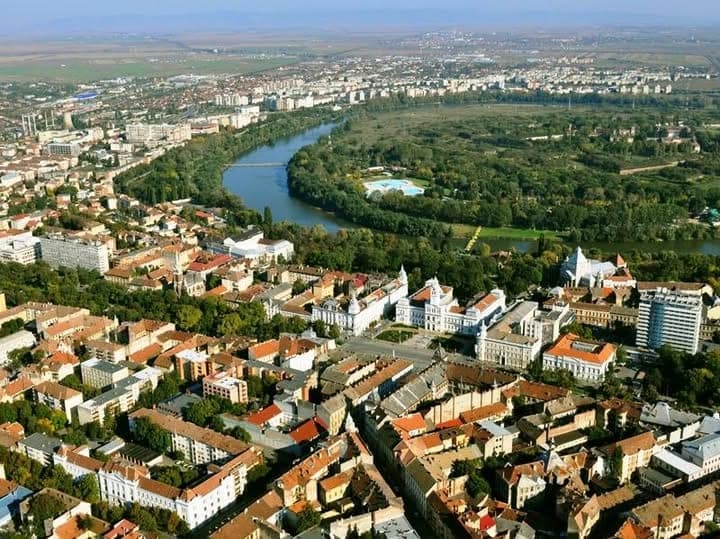 Aproape 34 de milioane de lei pentru Parcurile Eminescu și Zsolt Török: Pas decisiv făcut de Primăria Arad pentru modernizarea spațiilor verzi din centrul orașului